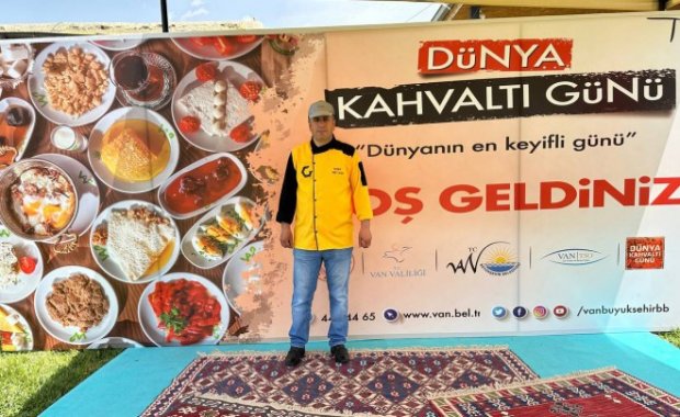 Kendini Van Kahvaltısına adayın bir isim: Ahmet Cintan